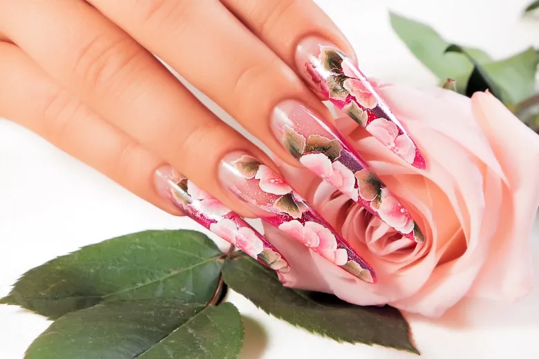 nails with floral designs