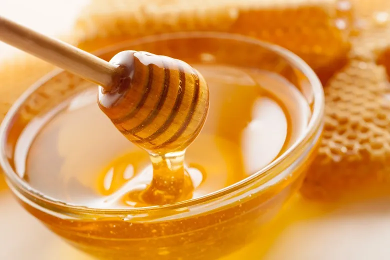 honey in bowl